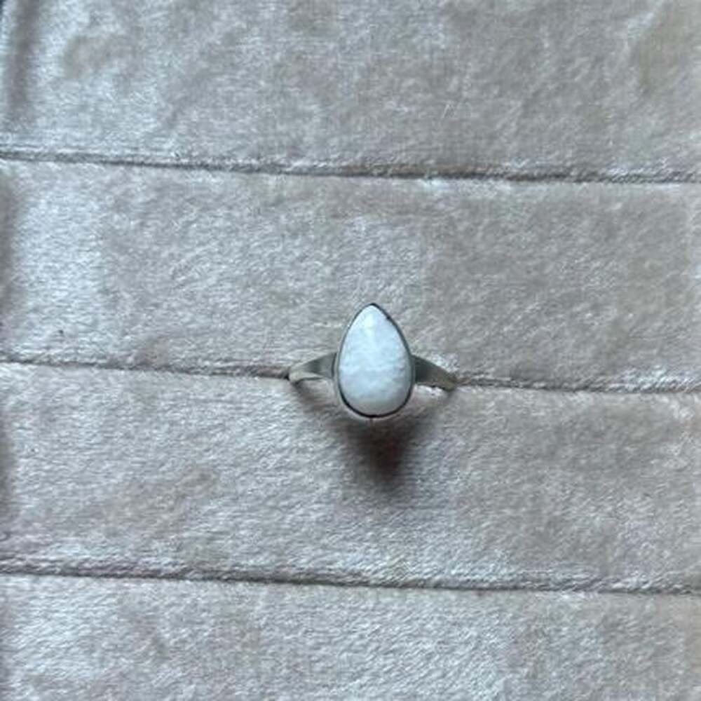 Native American White Buffalo Sterling Silver Ring Size 7